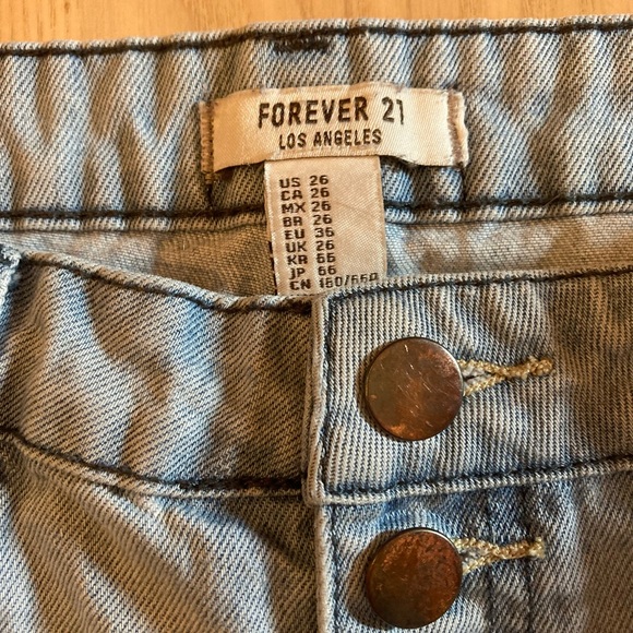Forever 21 Button Front Light Wash Distressed Jean Shorts - Picture 5 of 6